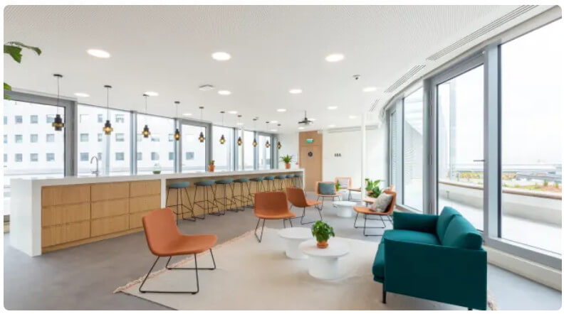 リージャス日本生命新潟ビル